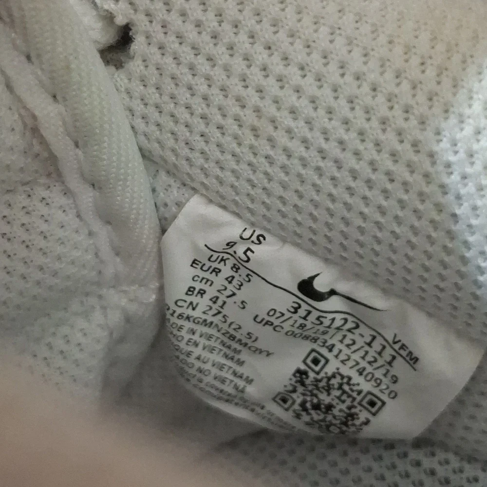 Nike Air Force 1 Low White Sneakers - Picture 5 of 6